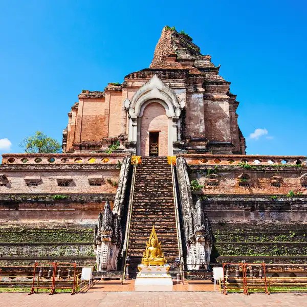 Wat Chedi Luang — символ Старого города Чиангмая